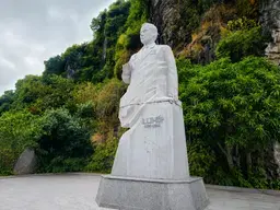 티톱섬(Titov Island) 방문